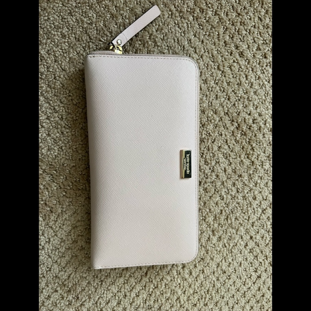 Kate Spade Large Wallet - Pink. Excellent Condition!